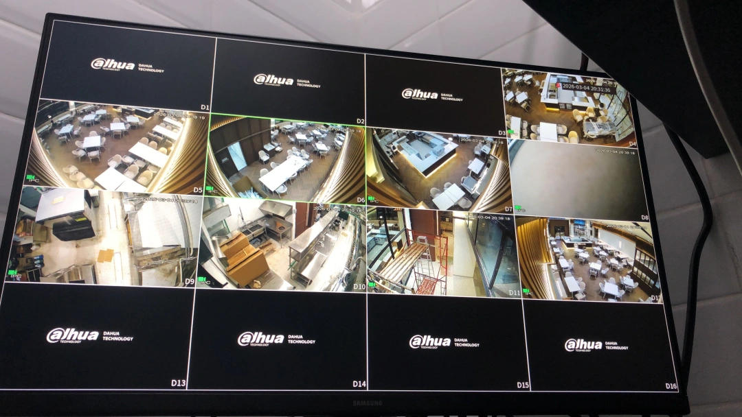 Implementasi Jaringan LAN WiFi 6 dan Sistem Keamanan IP Camera di Restoran Dreamdates